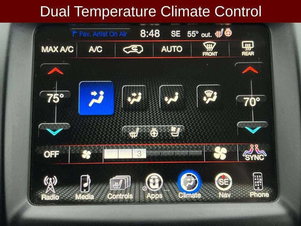 2017 Jeep Cherokee Overland w/VERY LOW MILES