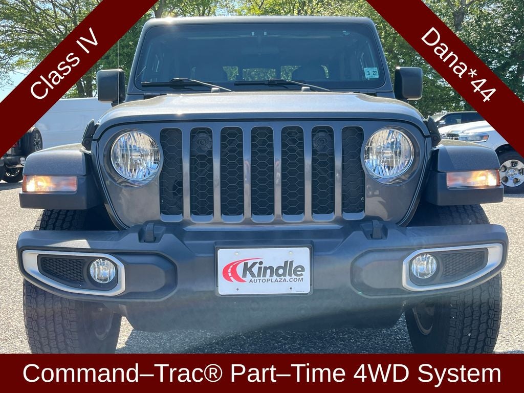 2022 Jeep Gladiator Sport