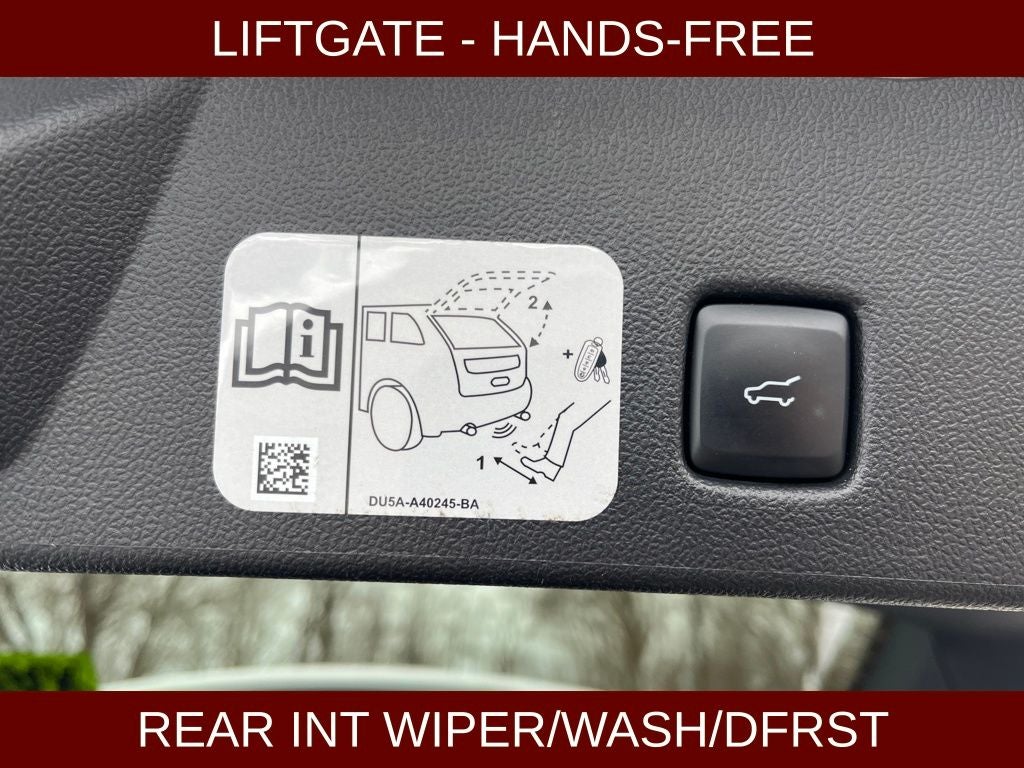 2020 Ford Escape SEL