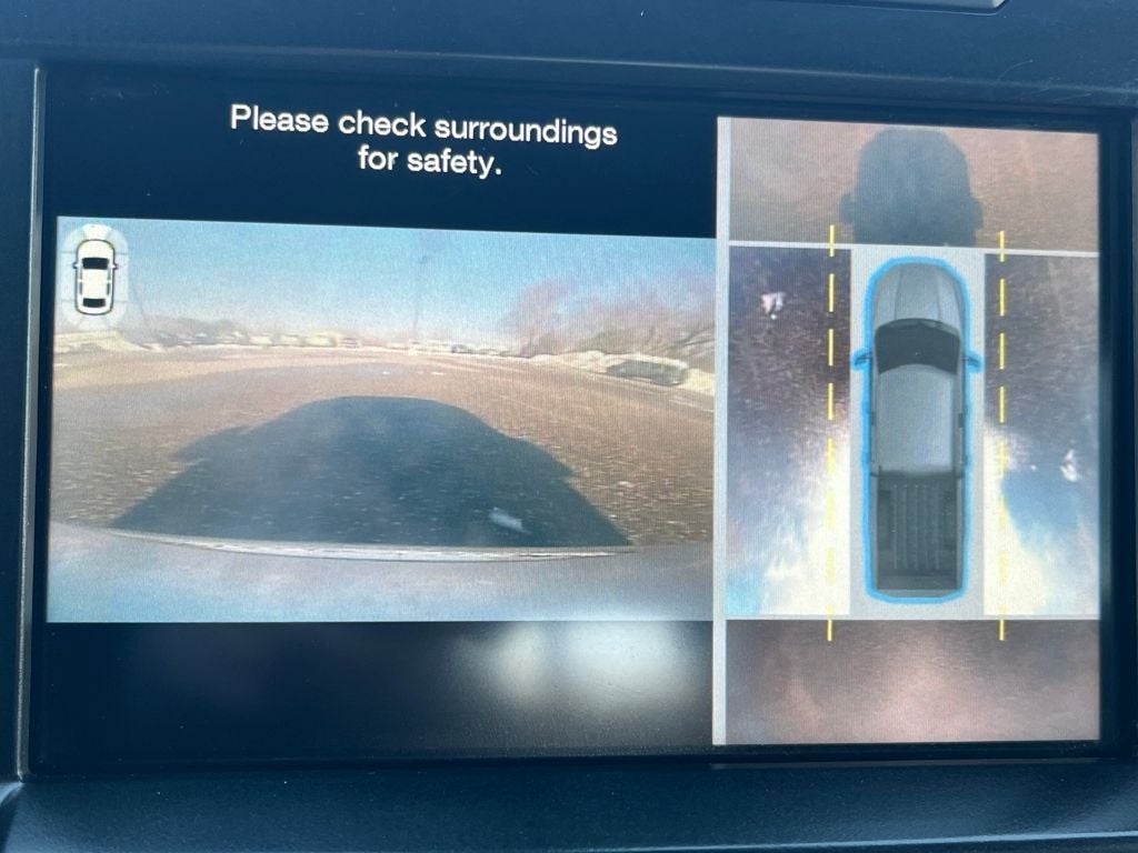 2015 Ford F-150 Platinum VERY LOW MILES!