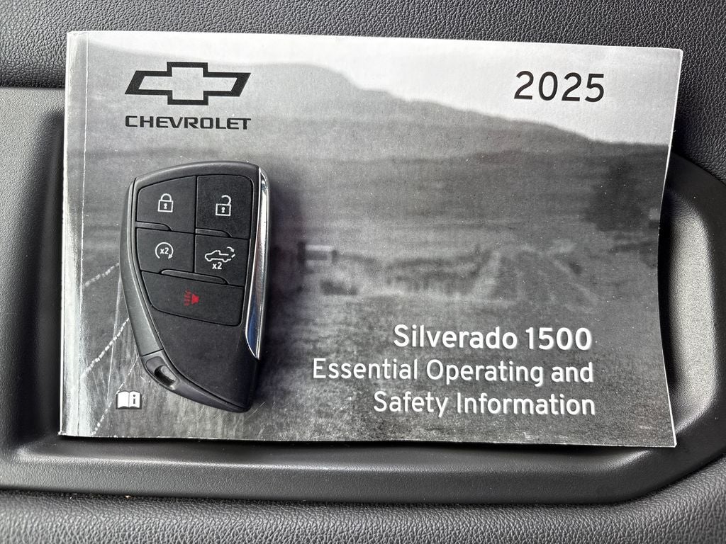 2025 Chevrolet Silverado 1500 LT