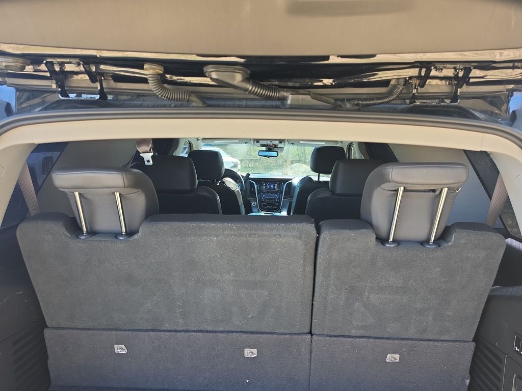 2017 Cadillac Escalade Luxury