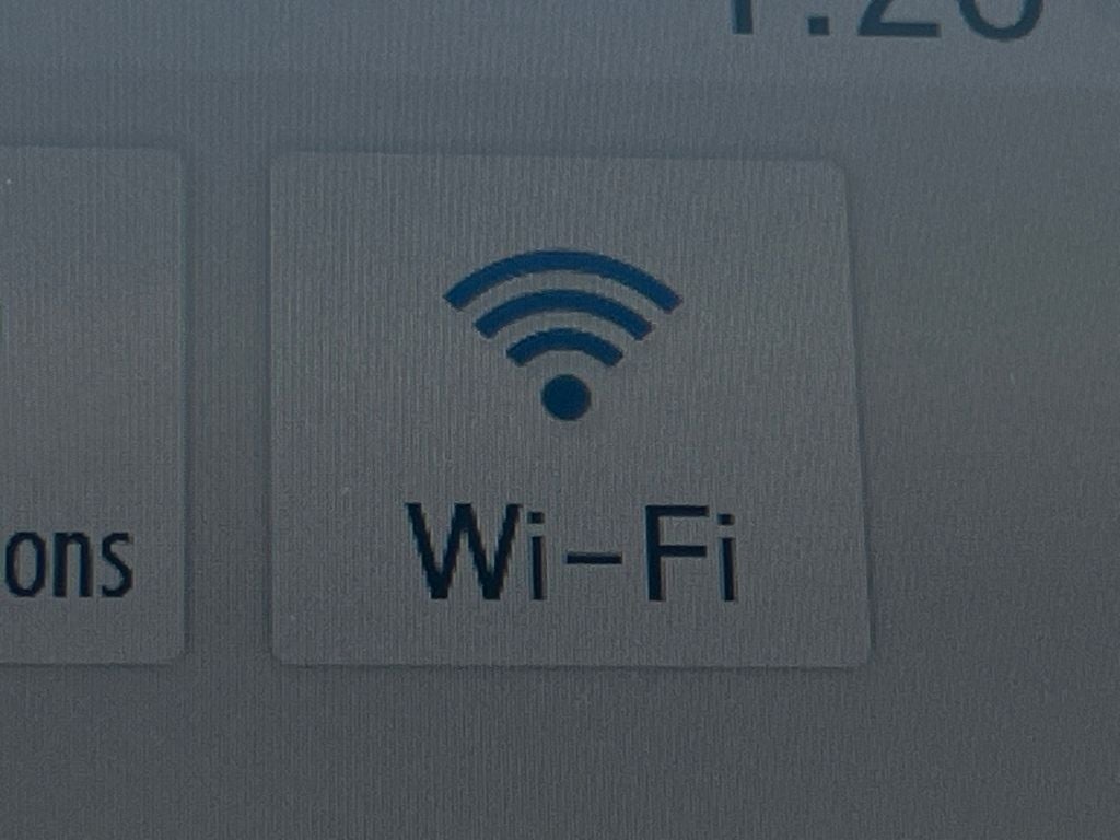 2023 Toyota Camry Hybrid XLE