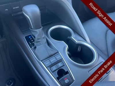 2023 Toyota Camry Hybrid XLE