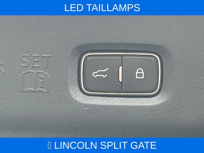 2026 Lincoln Navigator Premiere