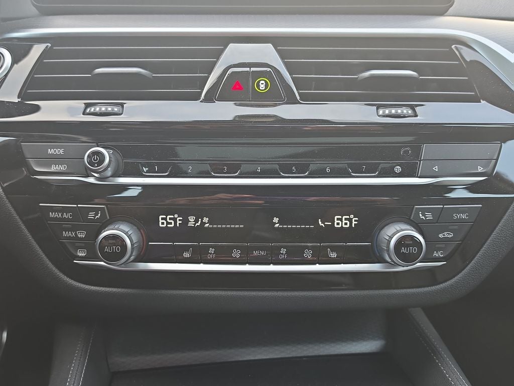 2022 BMW 5 Series 540i xDrive HYBRID