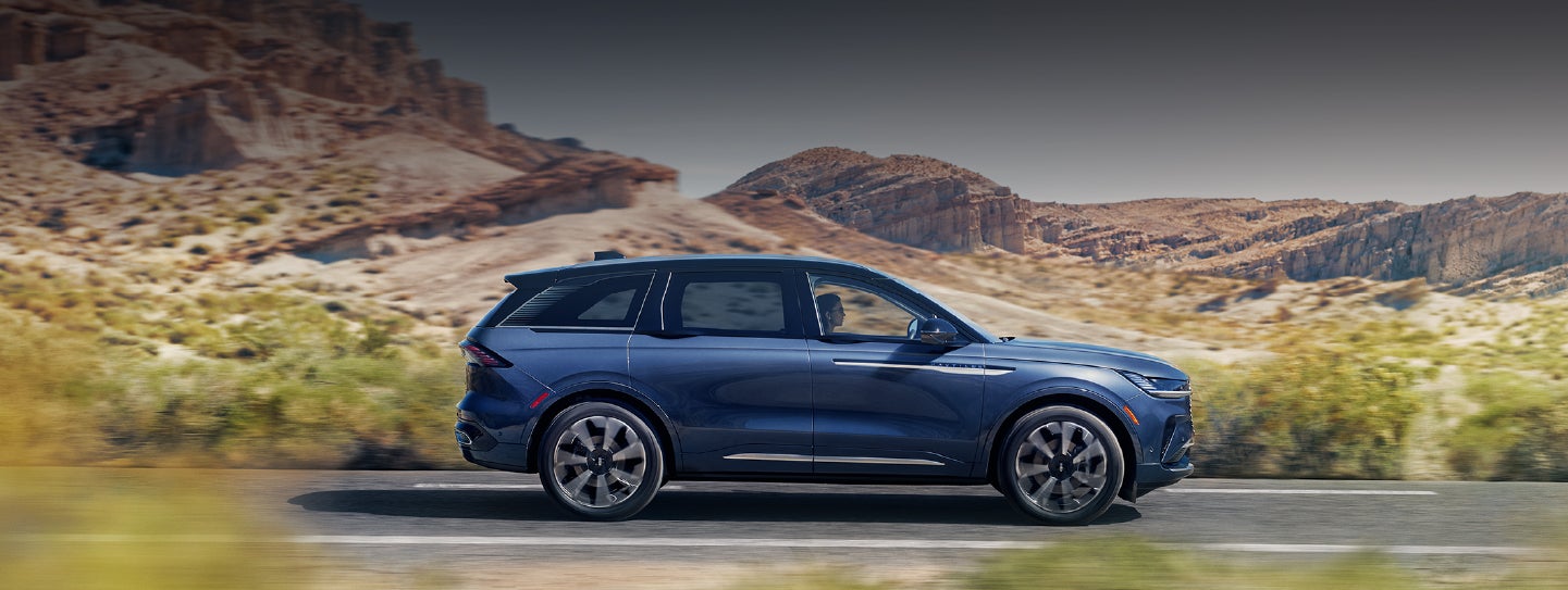 A 2024 Lincoln Nautilus® SUV is being driven in a desert setting. | Kindle Lincoln in Cape May Court House NJ