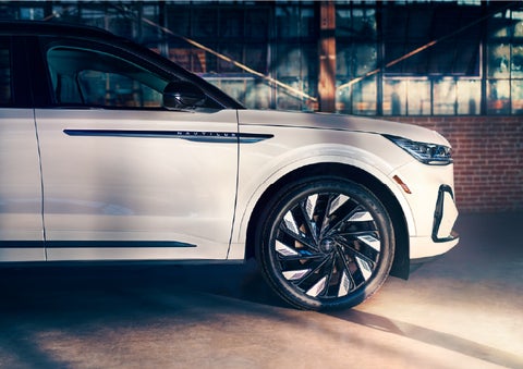 The wheels of the available Jet Appearance Package are highlighted. | Kindle Lincoln in Cape May Court House NJ